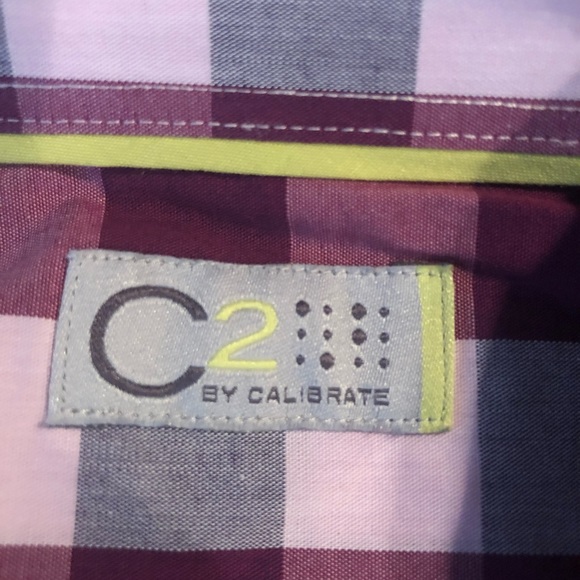 Perfect in plaid - Picture 2 of 2